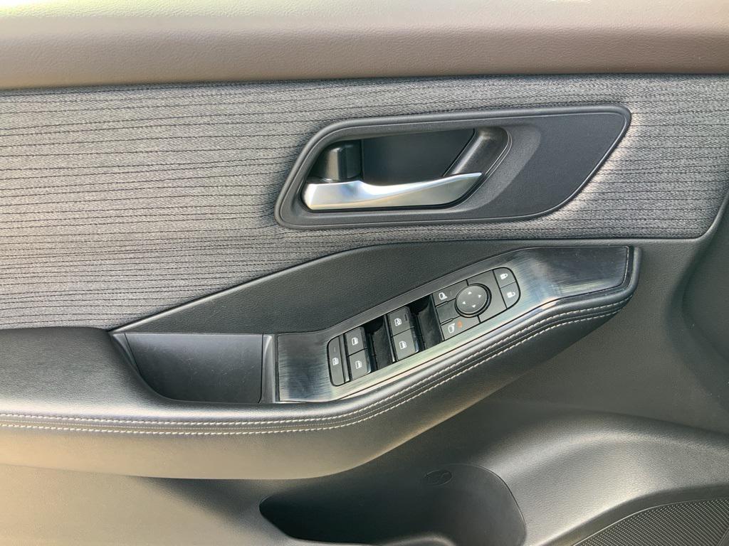 used 2023 Nissan Rogue car, priced at $22,446