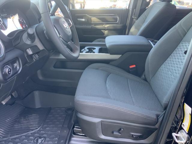 new 2025 Ram 3500 car, priced at $77,980