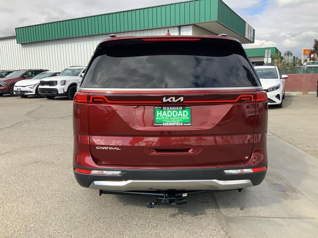 used 2024 Kia Carnival car, priced at $44,596