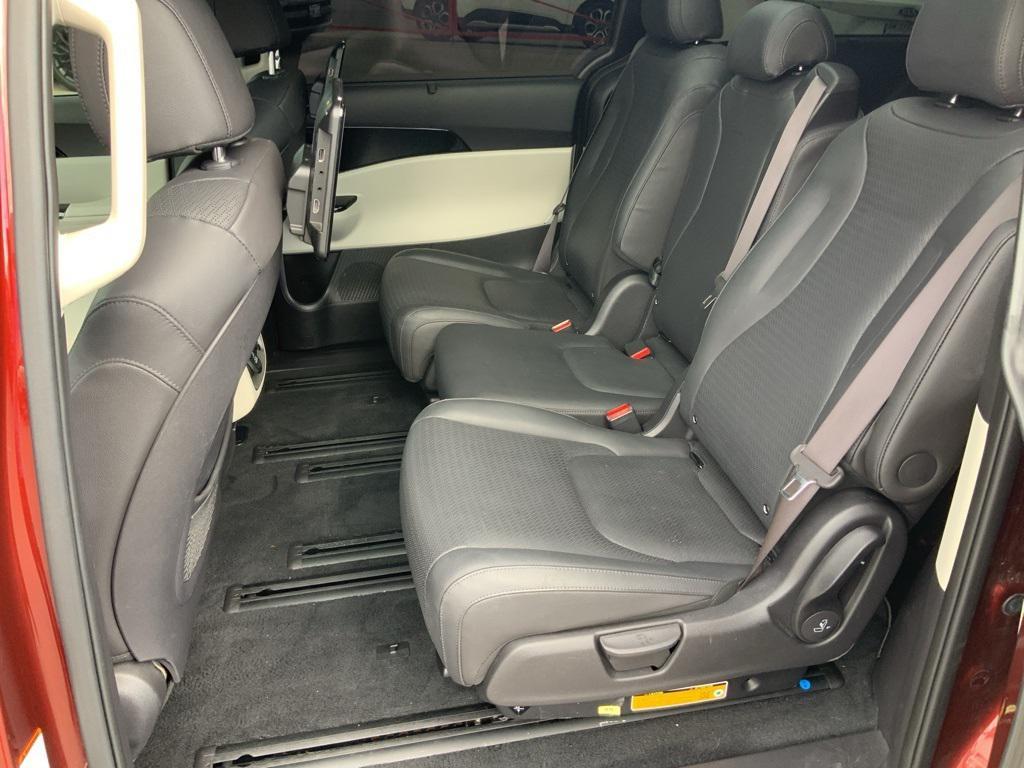 used 2024 Kia Carnival car, priced at $44,596