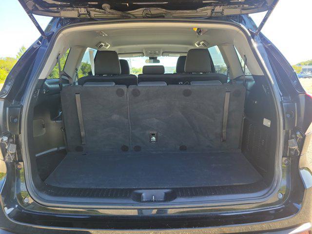 used 2019 Toyota Highlander car, priced at $25,808
