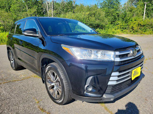 used 2019 Toyota Highlander car, priced at $25,808