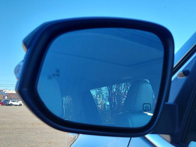 used 2018 Toyota Highlander car, priced at $23,301