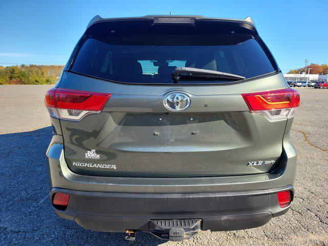 used 2018 Toyota Highlander car, priced at $23,301