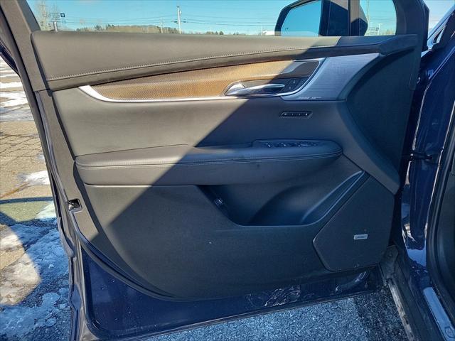 new 2025 Cadillac XT6 car, priced at $73,965