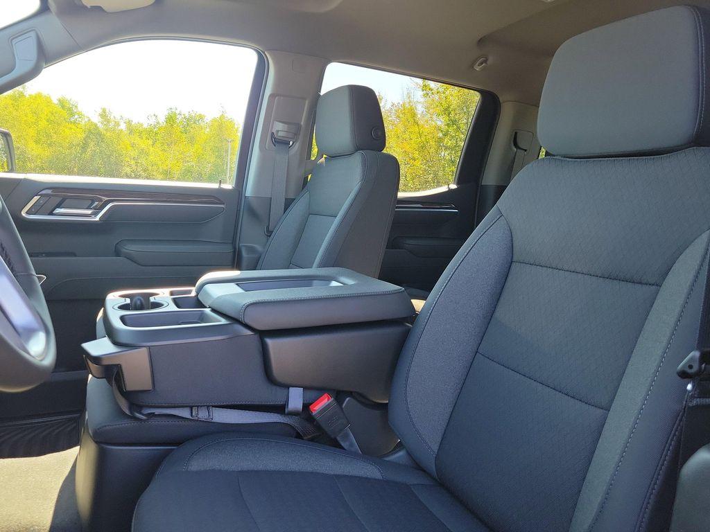 new 2026 GMC Sierra 1500 car, priced at $55,530