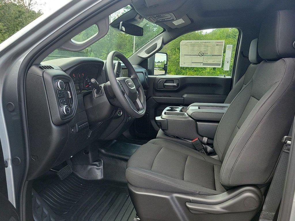 new 2024 GMC Sierra 2500 car, priced at $64,027