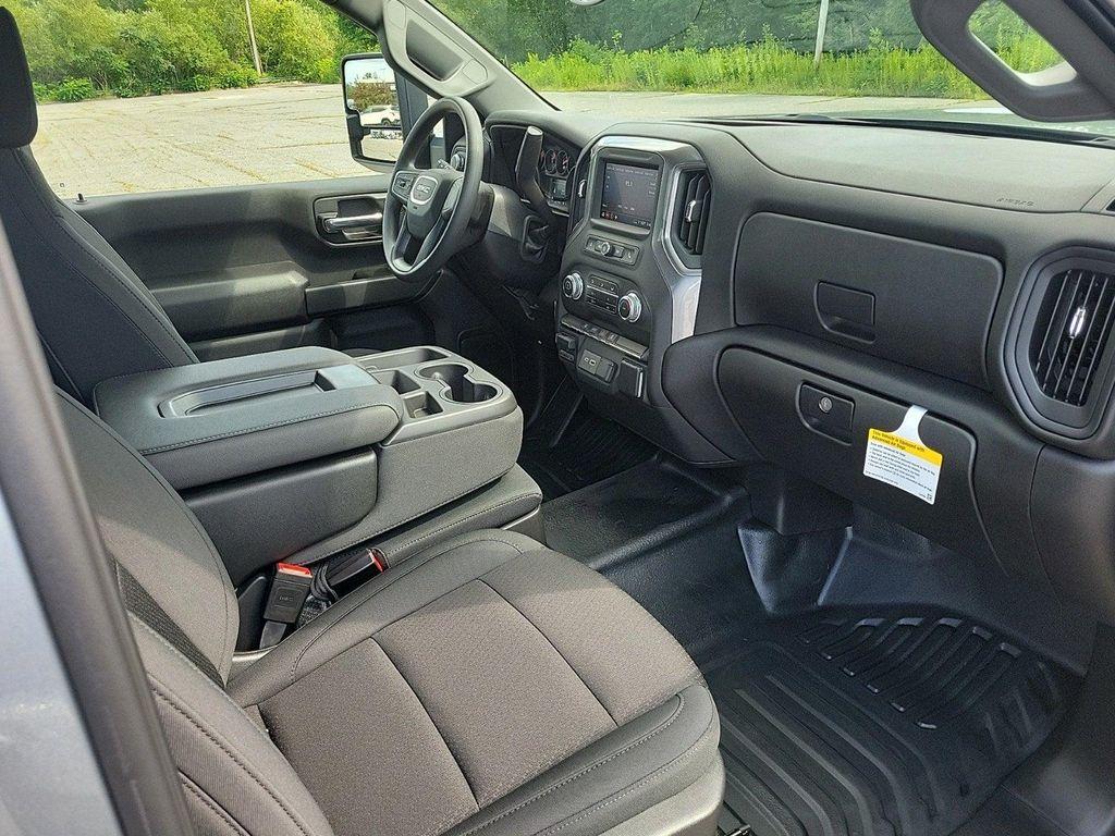 new 2024 GMC Sierra 2500 car, priced at $64,027