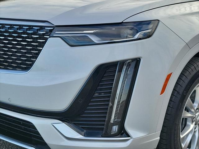 new 2025 Cadillac XT6 car, priced at $51,815