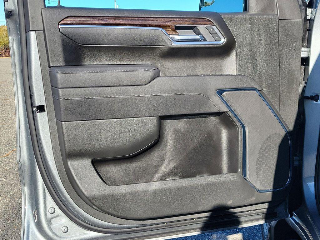 new 2025 GMC Sierra 1500 car, priced at $53,165