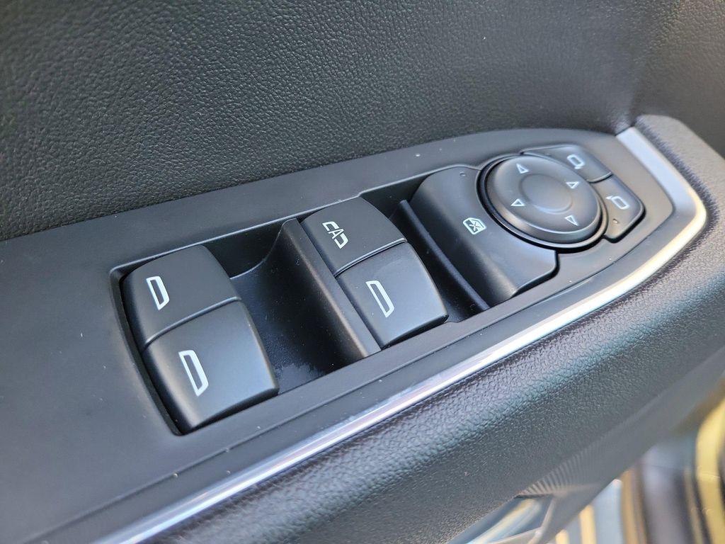 new 2025 GMC Sierra 1500 car, priced at $53,165