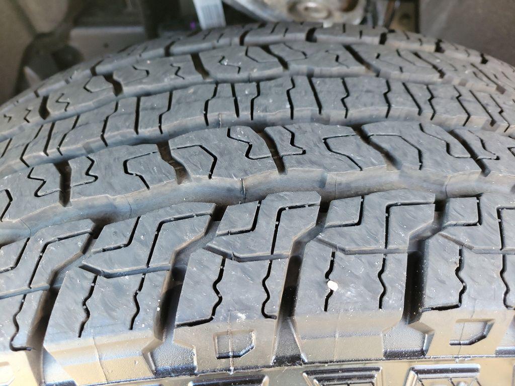 new 2025 GMC Sierra 1500 car, priced at $53,165