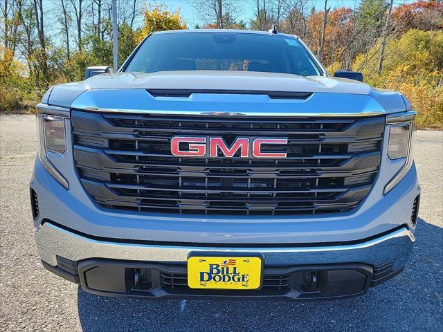 new 2025 GMC Sierra 1500 car, priced at $44,215