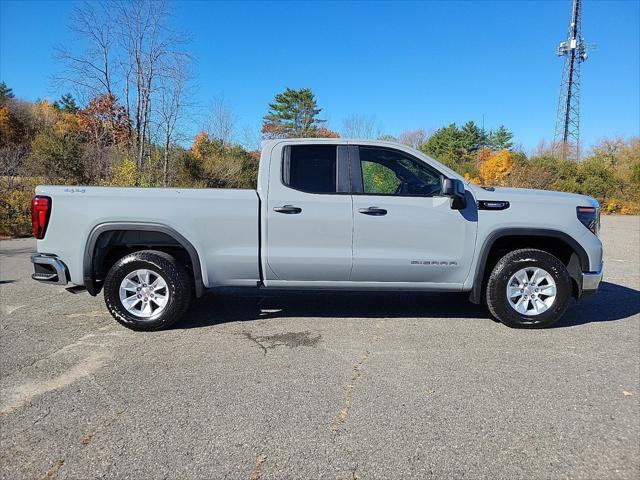 new 2025 GMC Sierra 1500 car, priced at $44,215