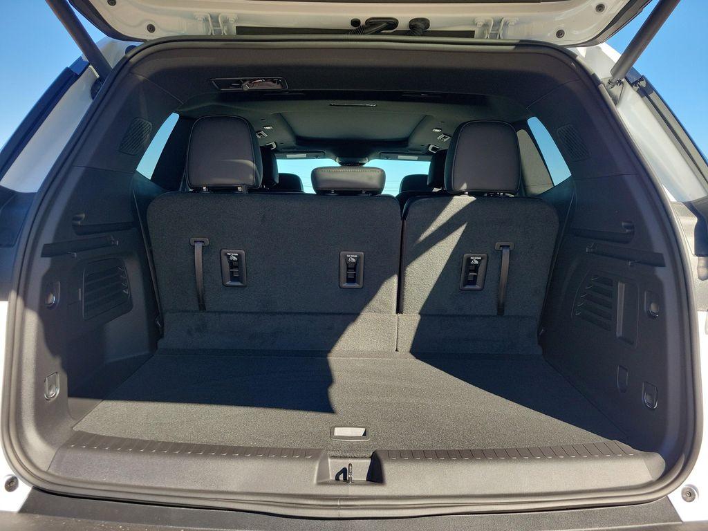 new 2026 GMC Acadia car, priced at $55,125