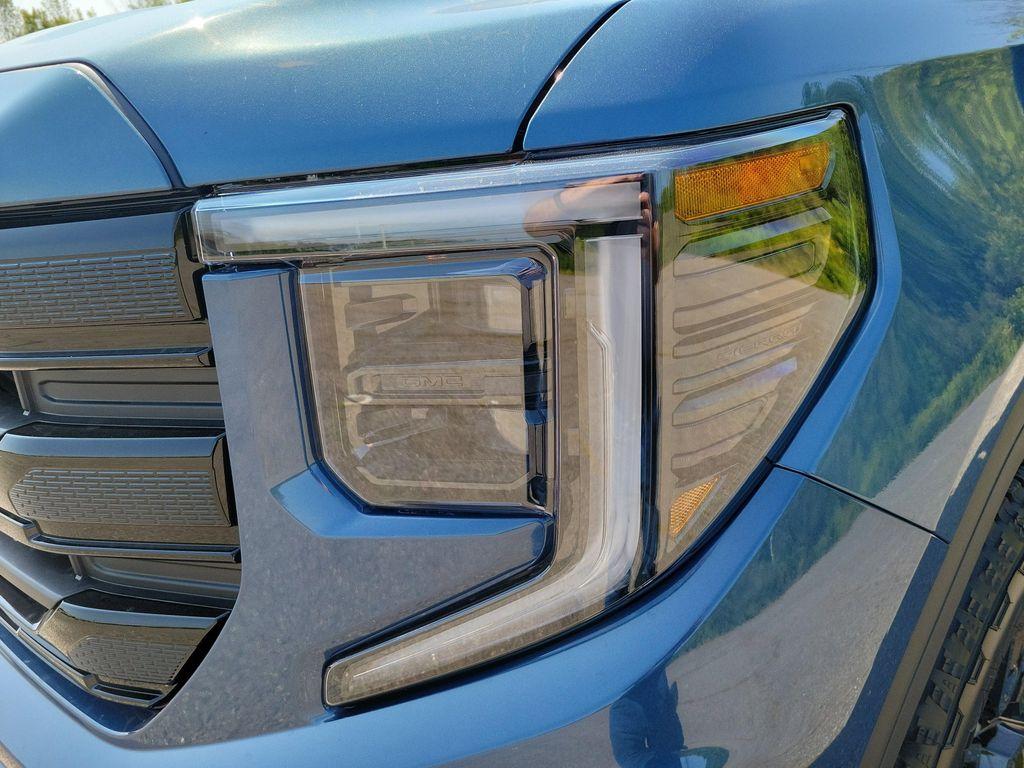 new 2026 GMC Sierra 1500 car, priced at $58,660