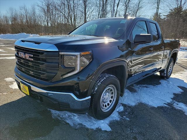 new 2025 GMC Sierra 1500 car, priced at $44,730