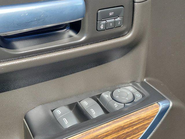 used 2022 Chevrolet Silverado 1500 car, priced at $40,914