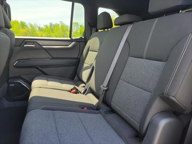new 2025 GMC Acadia car, priced at $46,540