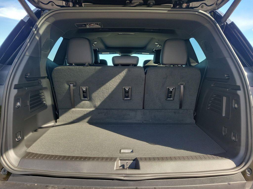 new 2026 GMC Acadia car, priced at $52,525