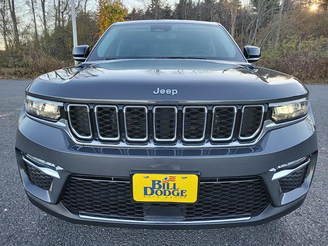 used 2024 Jeep Grand Cherokee car, priced at $45,390