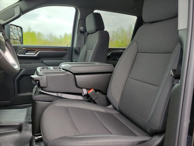new 2025 GMC Sierra 2500 car, priced at $59,100