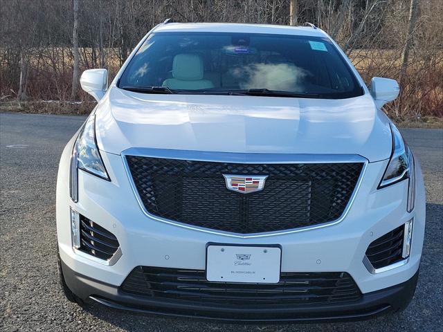 new 2025 Cadillac XT5 car, priced at $59,390