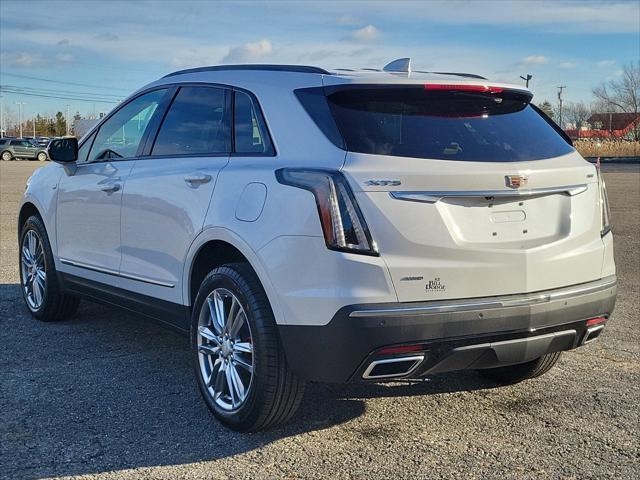 new 2025 Cadillac XT5 car, priced at $59,390