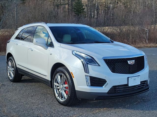 new 2025 Cadillac XT5 car, priced at $59,390