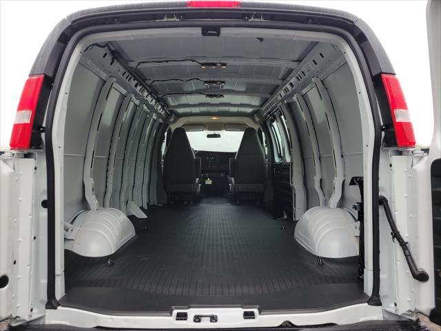new 2025 GMC Savana 2500 car, priced at $52,025