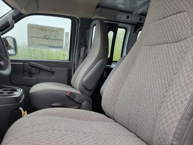 new 2025 GMC Savana 2500 car, priced at $52,025