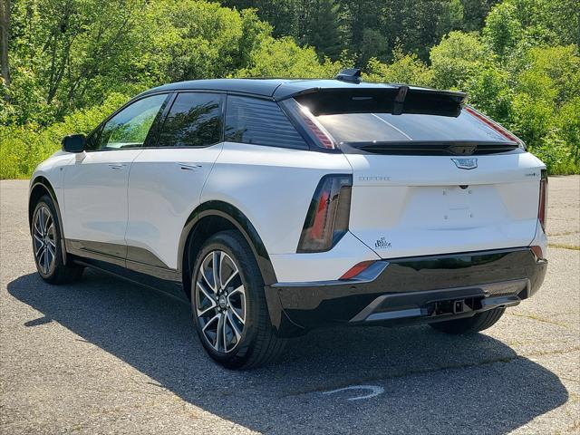 new 2025 Cadillac OPTIQ car, priced at $60,735