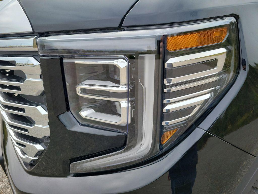 new 2026 GMC Sierra 1500 car, priced at $72,605