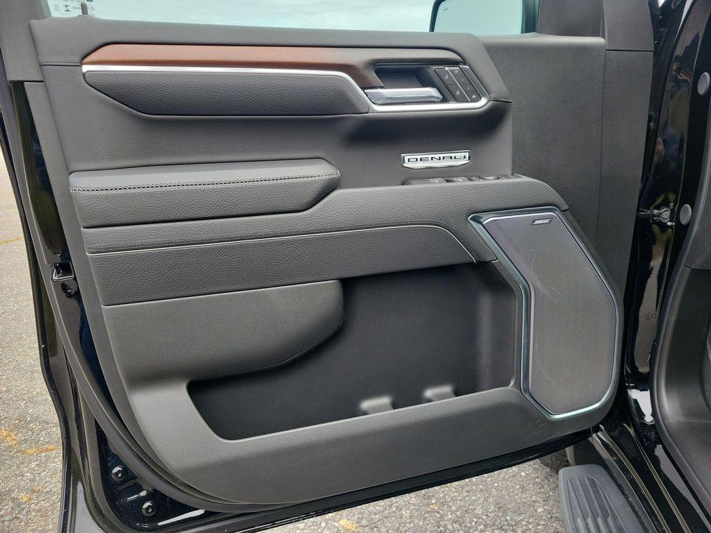new 2026 GMC Sierra 1500 car, priced at $72,605