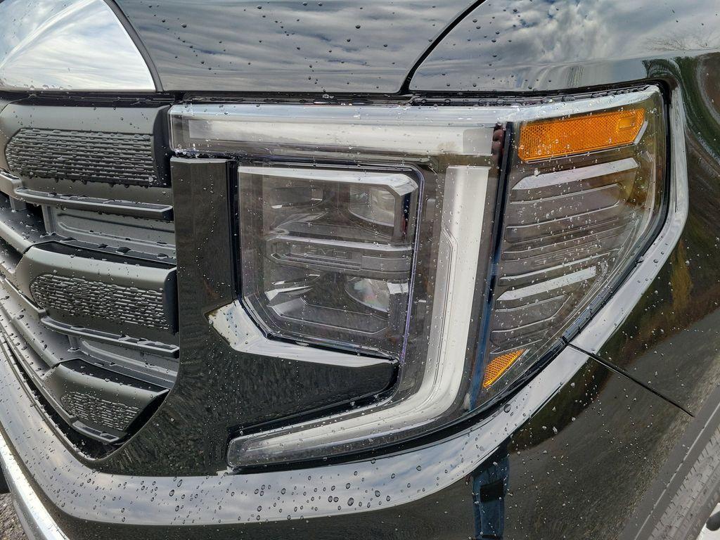 new 2026 GMC Sierra 1500 car, priced at $45,820