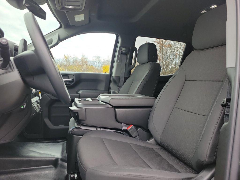 new 2026 GMC Sierra 1500 car, priced at $45,820