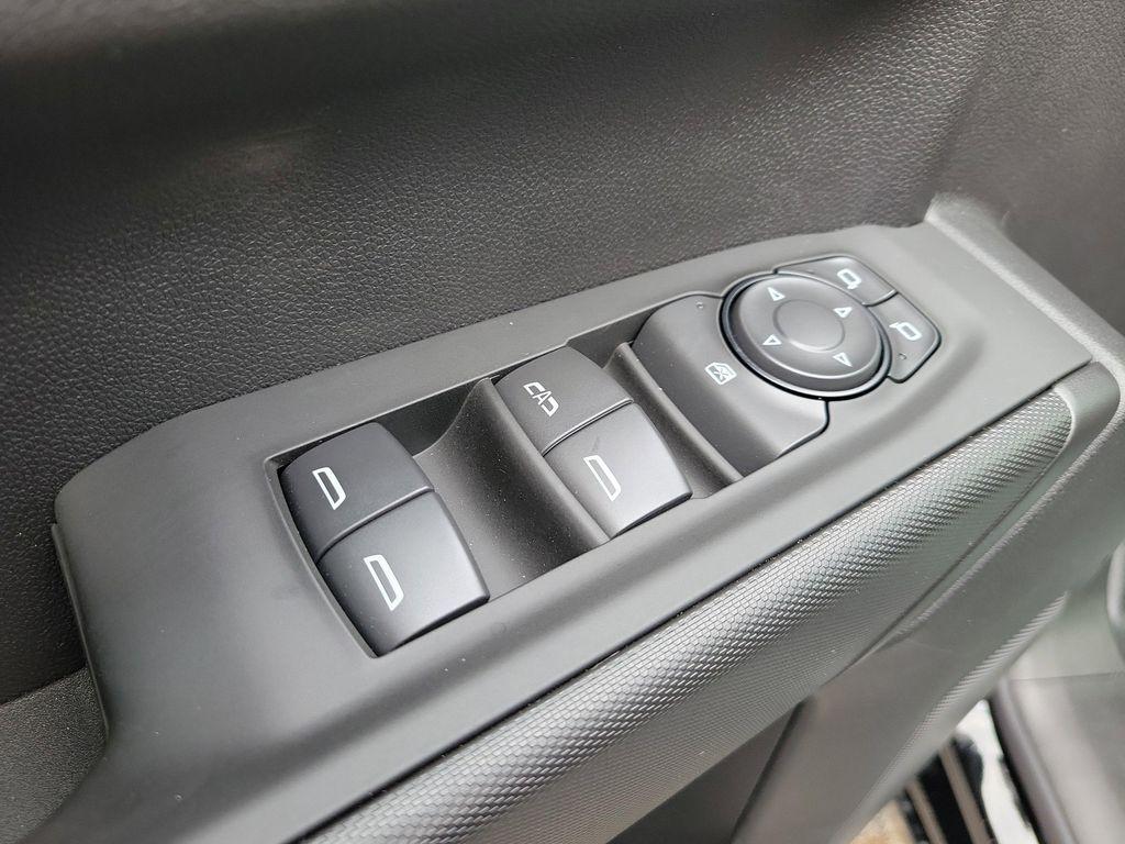 new 2026 GMC Sierra 1500 car, priced at $45,820