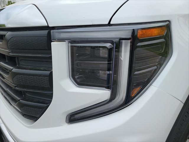new 2025 GMC Sierra 1500 car, priced at $45,615