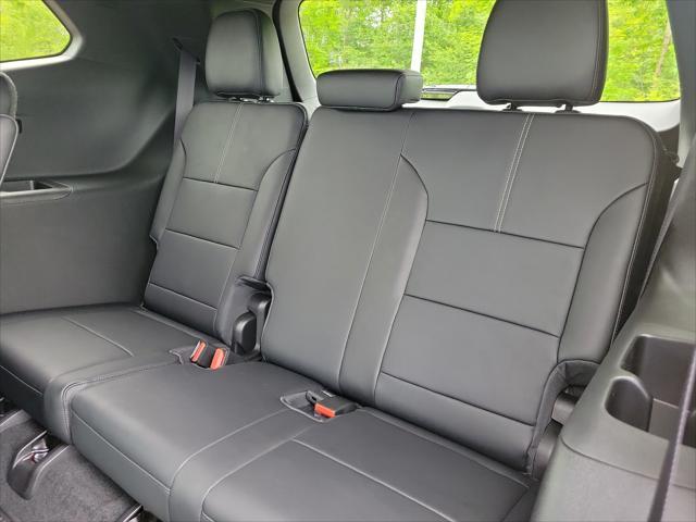 new 2025 GMC Acadia car, priced at $52,470