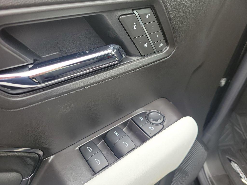 new 2025 GMC Canyon car, priced at $57,640