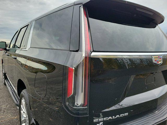 used 2023 Cadillac Escalade ESV car, priced at $79,350