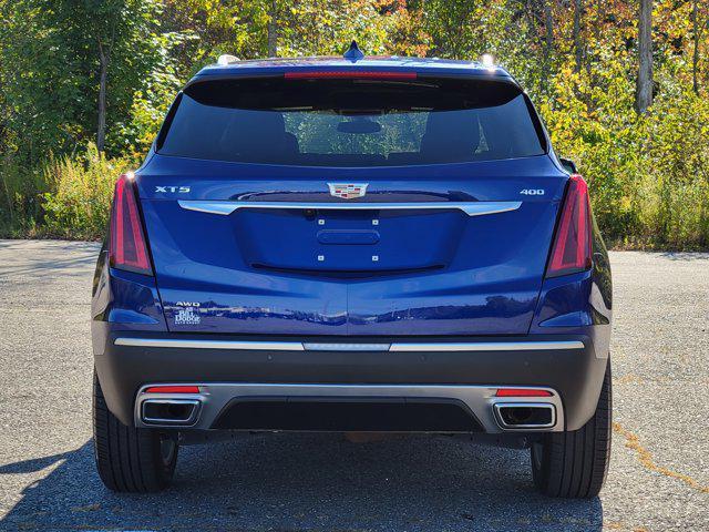 used 2025 Cadillac XT5 car, priced at $46,670