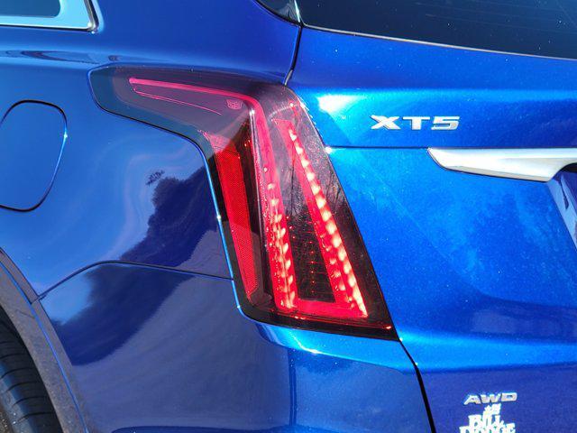 used 2025 Cadillac XT5 car, priced at $46,670