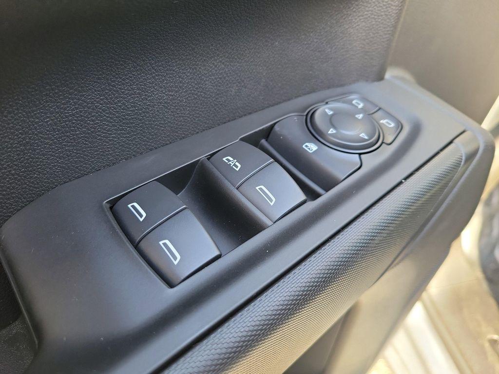 new 2026 GMC Sierra 1500 car, priced at $47,315