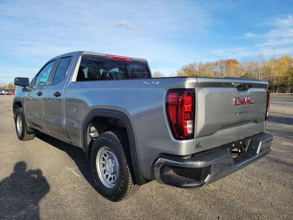 new 2026 GMC Sierra 1500 car, priced at $47,315
