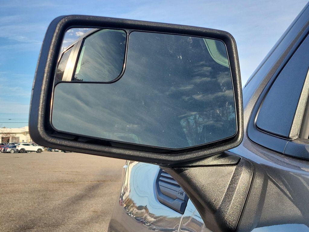 new 2026 GMC Sierra 1500 car, priced at $47,315