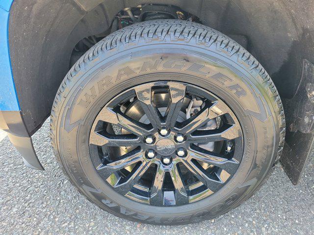 used 2022 GMC Canyon car, priced at $36,053