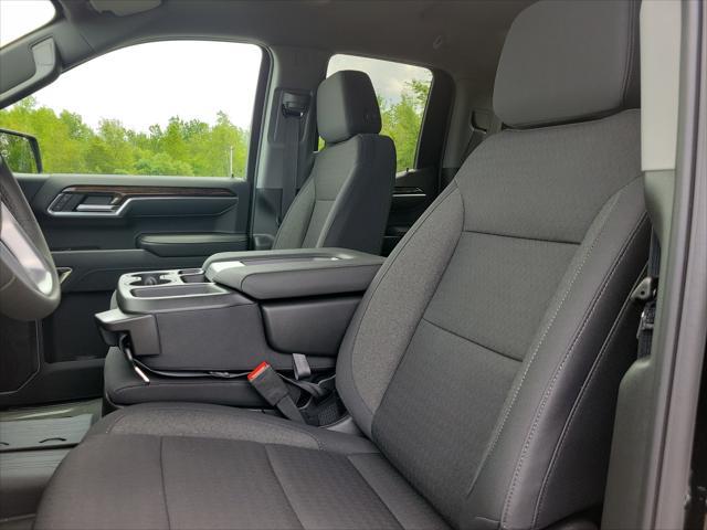 new 2025 GMC Sierra 1500 car, priced at $49,000