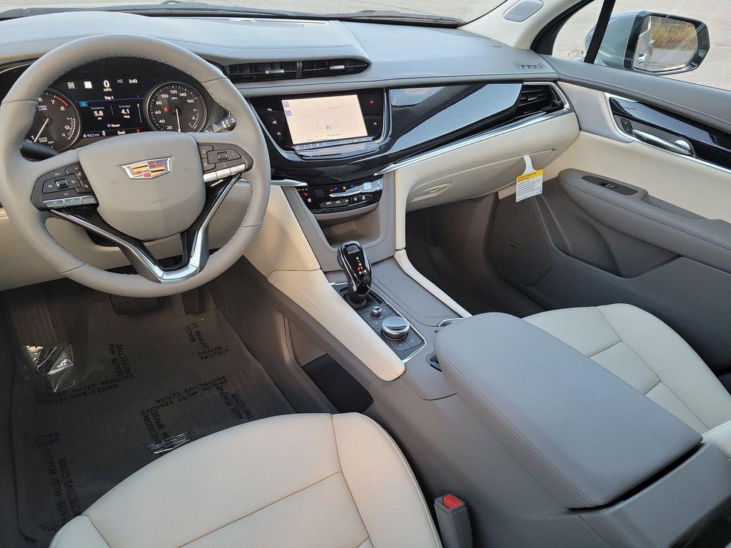 new 2025 Cadillac XT6 car, priced at $62,715