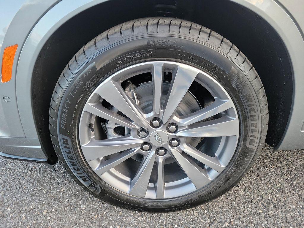 new 2025 Cadillac XT6 car, priced at $62,715